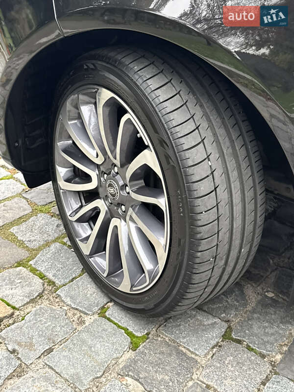 Позашляховик / Кросовер Land Rover Range Rover 2016 в Києві