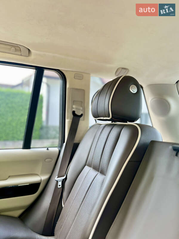 Внедорожник / Кроссовер Land Rover Range Rover 2011 в Черновцах