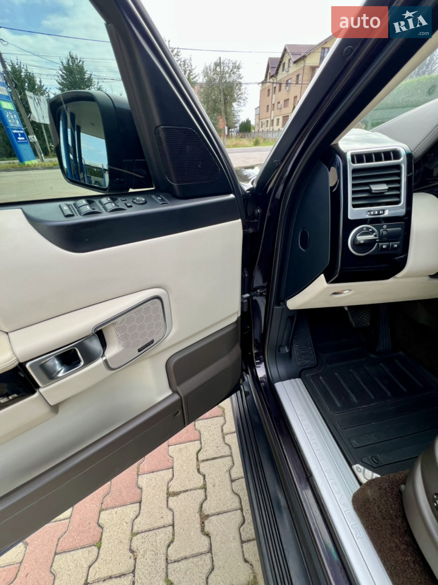 2011 Land Rover Range Rover - мініатюра 116
