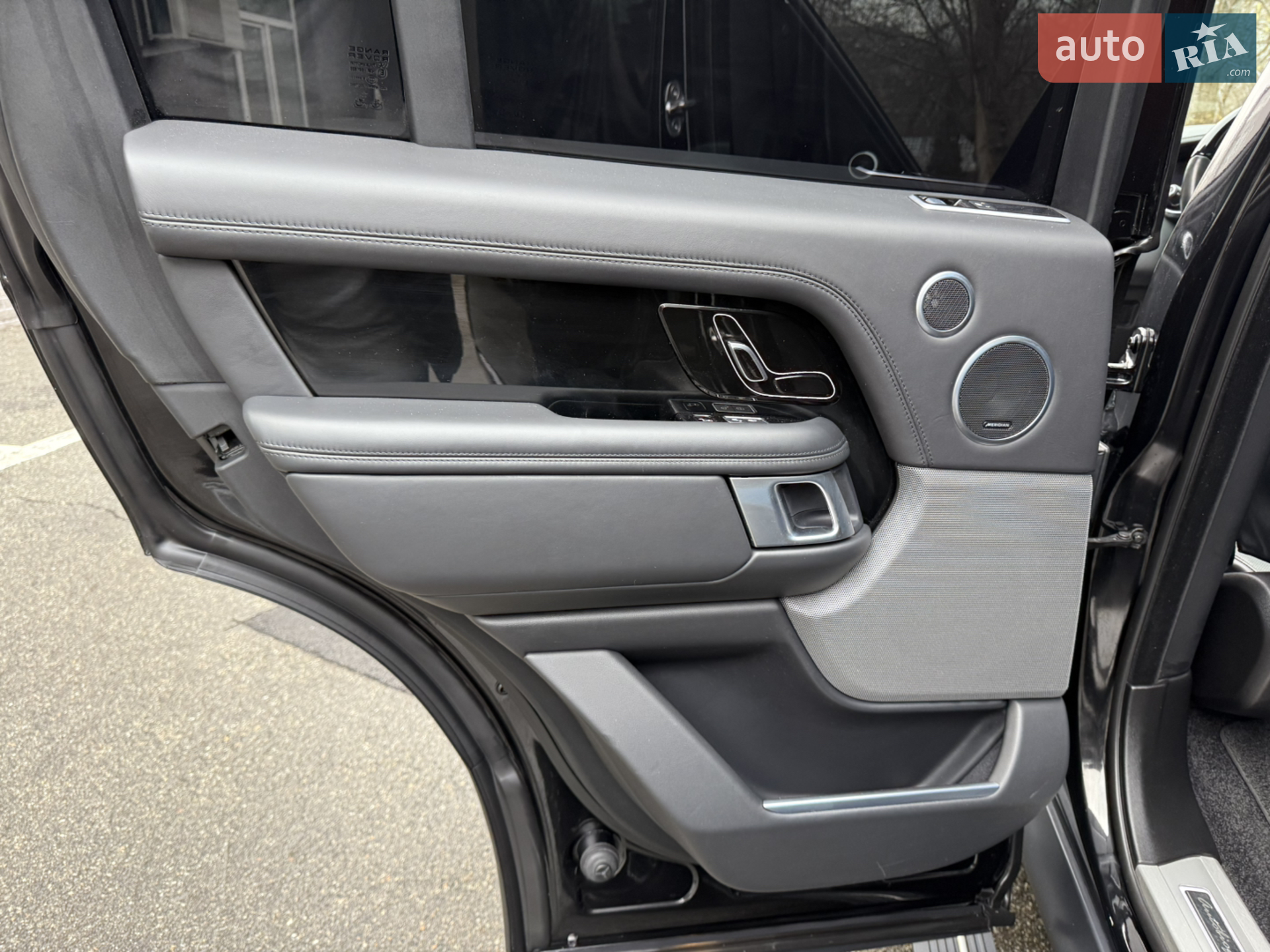2020 Land Rover Range Rover - мініатюра 30