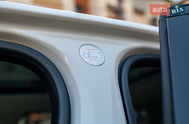 Внедорожник / Кроссовер Land Rover Range Rover 2018 в 