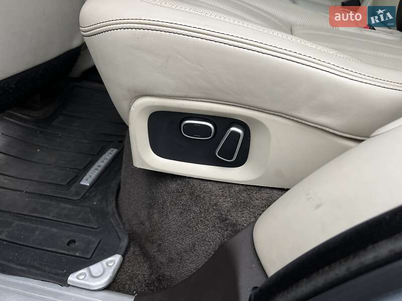 Внедорожник / Кроссовер Land Rover Range Rover 2015 в Киеве фото 31 Внедорожник / Кроссовер Land Rover Range Rover 2015 в Киеве