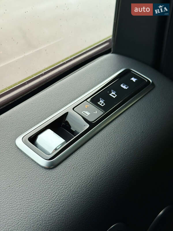 Позашляховик / Кросовер Land Rover Range Rover 2019 в Києві