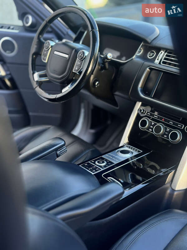 Внедорожник / Кроссовер Land Rover Range Rover 2015 в Бродах