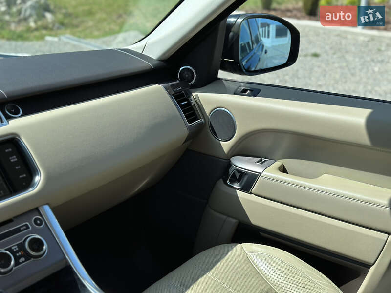 Внедорожник / Кроссовер Land Rover Range Rover 2015 в Тернополе