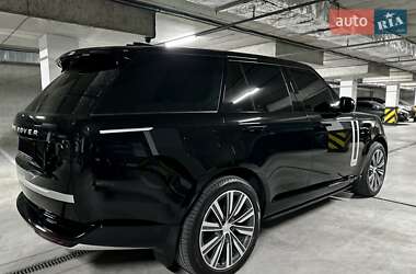 Позашляховик / Кросовер Land Rover Range Rover 2024 в  фото 13 Позашляховик / Кросовер Land Rover Range Rover 2024 в