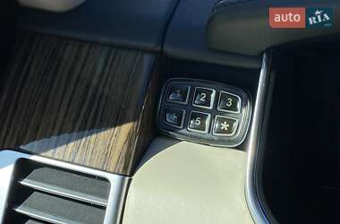 Внедорожник / Кроссовер Land Rover Range Rover 2018 в 