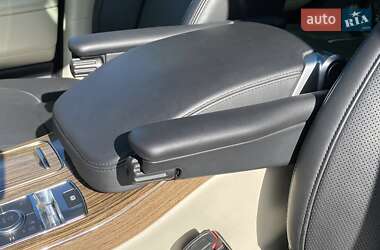 Внедорожник / Кроссовер Land Rover Range Rover 2018 в 