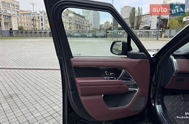 Внедорожник / Кроссовер Land Rover Range Rover 2024 в 