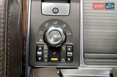Позашляховик / Кросовер Land Rover Range Rover 2009 в  фото 47 Позашляховик / Кросовер Land Rover Range Rover 2009 в