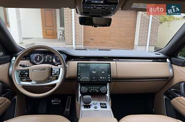 Внедорожник / Кроссовер Land Rover Range Rover 2023 в 