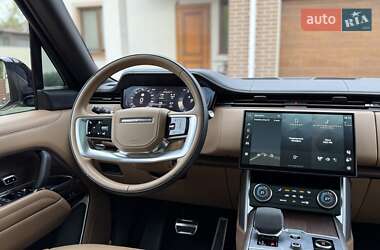 Внедорожник / Кроссовер Land Rover Range Rover 2023 в 