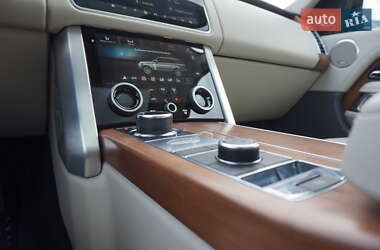 Внедорожник / Кроссовер Land Rover Range Rover 2019 в 