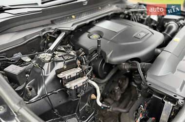 Внедорожник / Кроссовер Land Rover Range Rover 2015 в 