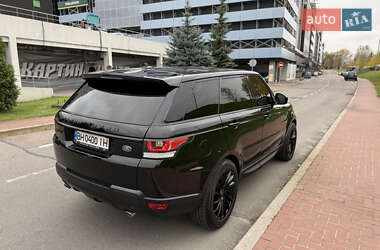 Внедорожник / Кроссовер Land Rover Range Rover 2015 в 