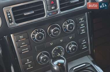 Позашляховик / Кросовер Land Rover Range Rover 2011 в 