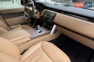 Позашляховик / Кросовер Land Rover Range Rover 2022 в  фото 13 Позашляховик / Кросовер Land Rover Range Rover 2022 в