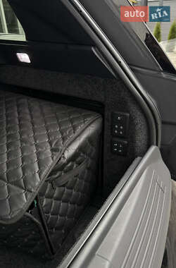 Позашляховик / Кросовер Land Rover Range Rover 2019 в  фото 20 Позашляховик / Кросовер Land Rover Range Rover 2019 в
