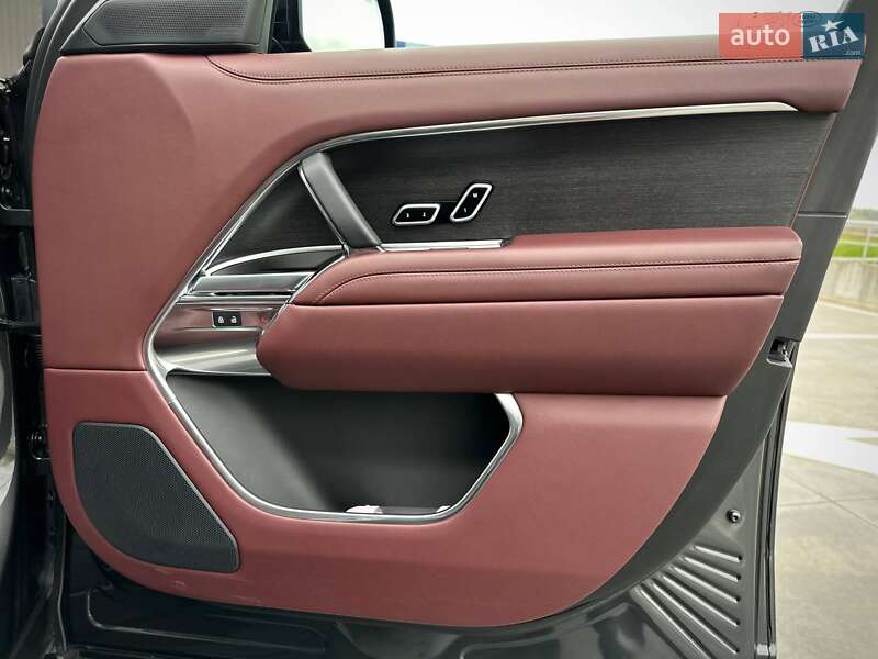 Позашляховик / Кросовер Land Rover Range Rover 2023 в Києві фото 65 Позашляховик / Кросовер Land Rover Range Rover 2023 в Києві