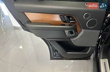 Позашляховик / Кросовер Land Rover Range Rover 2018 в  фото 17 Позашляховик / Кросовер Land Rover Range Rover 2018 в