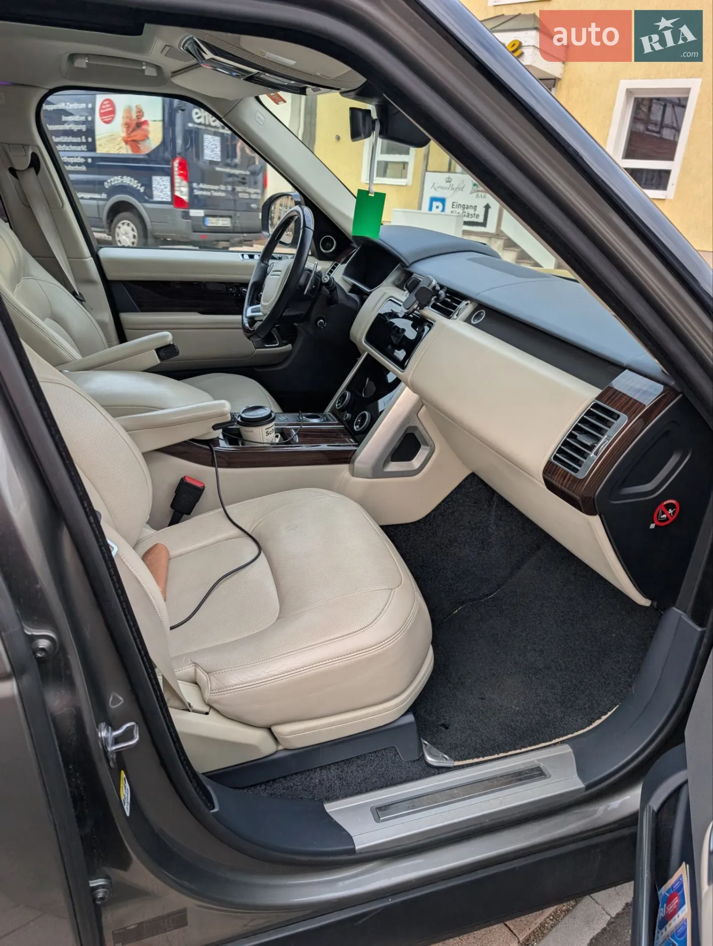 2018 Land Rover Range Rover - мініатюра 28
