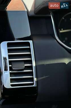 Позашляховик / Кросовер Land Rover Range Rover 2016 в  фото 28 Позашляховик / Кросовер Land Rover Range Rover 2016 в