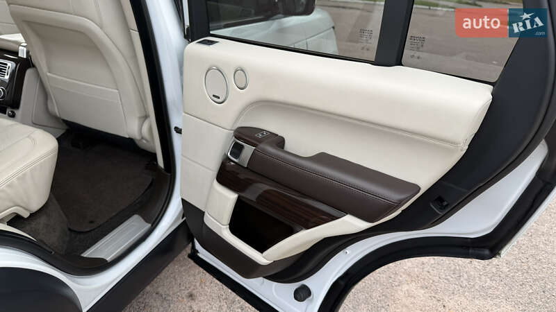 Внедорожник / Кроссовер Land Rover Range Rover 2015 в Ровно