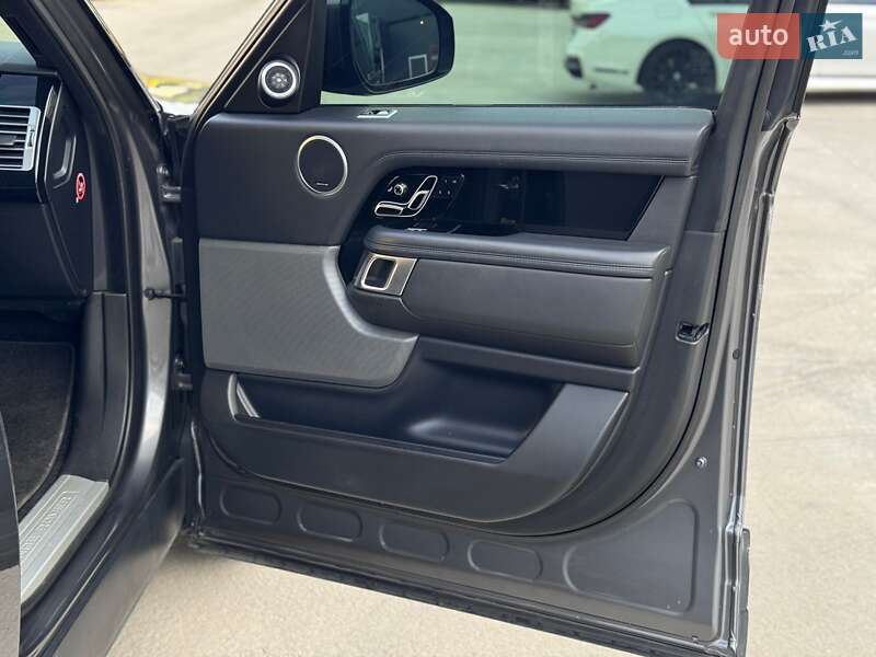 Внедорожник / Кроссовер Land Rover Range Rover 2018 в Киеве фото 31 Внедорожник / Кроссовер Land Rover Range Rover 2018 в Киеве