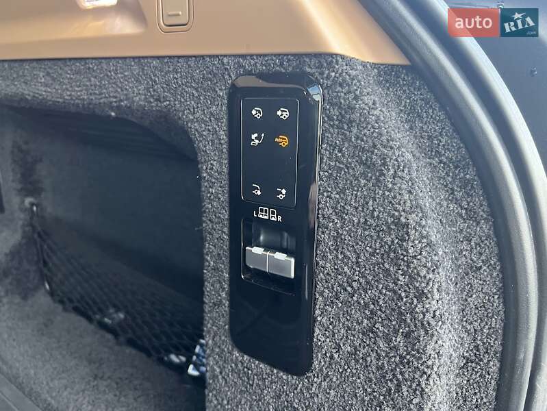 Внедорожник / Кроссовер Land Rover Range Rover 2023 в Днепре фото 33 Внедорожник / Кроссовер Land Rover Range Rover 2023 в Днепре