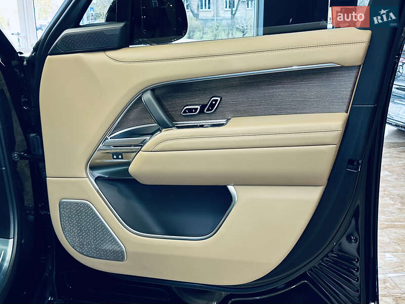 Позашляховик / Кросовер Land Rover Range Rover 2024 в Києві