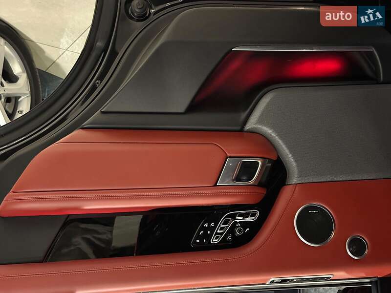 Позашляховик / Кросовер Land Rover Range Rover 2019 в Одесі фото 19 Позашляховик / Кросовер Land Rover Range Rover 2019 в Одесі