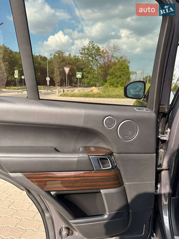 Позашляховик / Кросовер Land Rover Range Rover 2016 в Львові фото 12 Позашляховик / Кросовер Land Rover Range Rover 2016 в Львові
