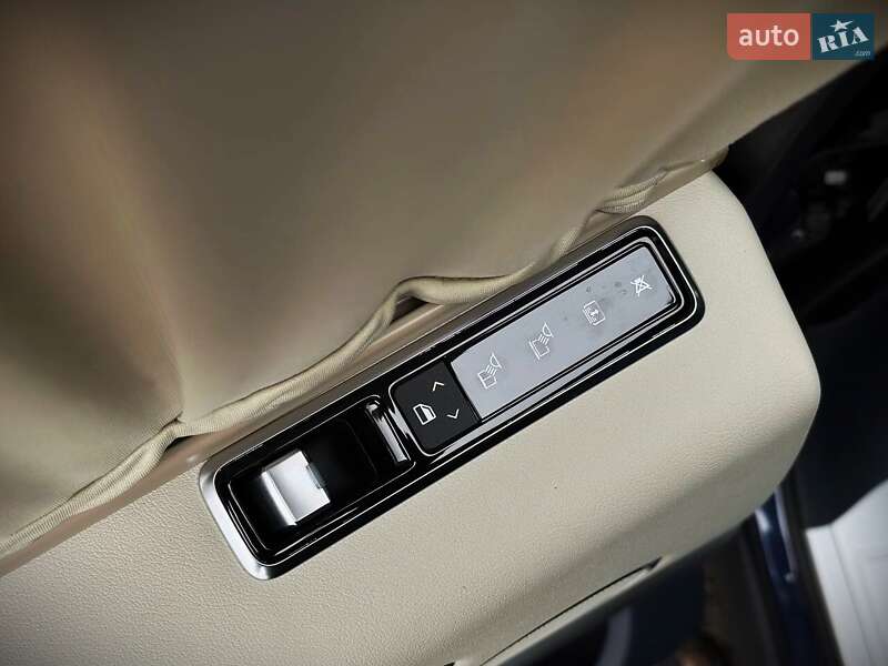 Внедорожник / Кроссовер Land Rover Range Rover 2018 в Киеве