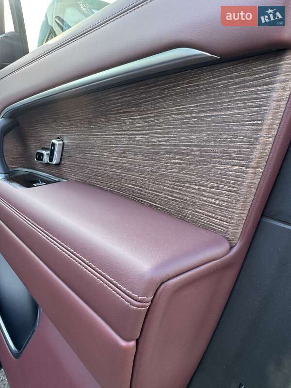 Внедорожник / Кроссовер Land Rover Range Rover 2023 в Киеве фото 37 Внедорожник / Кроссовер Land Rover Range Rover 2023 в Киеве