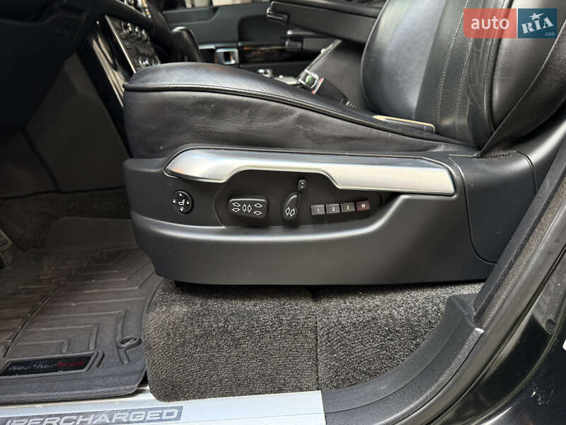 Внедорожник / Кроссовер Land Rover Range Rover 2010 в Ивано-Франковске