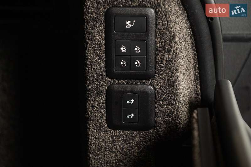 Позашляховик / Кросовер Land Rover Range Rover 2021 в Одесі фото 61 Позашляховик / Кросовер Land Rover Range Rover 2021 в Одесі