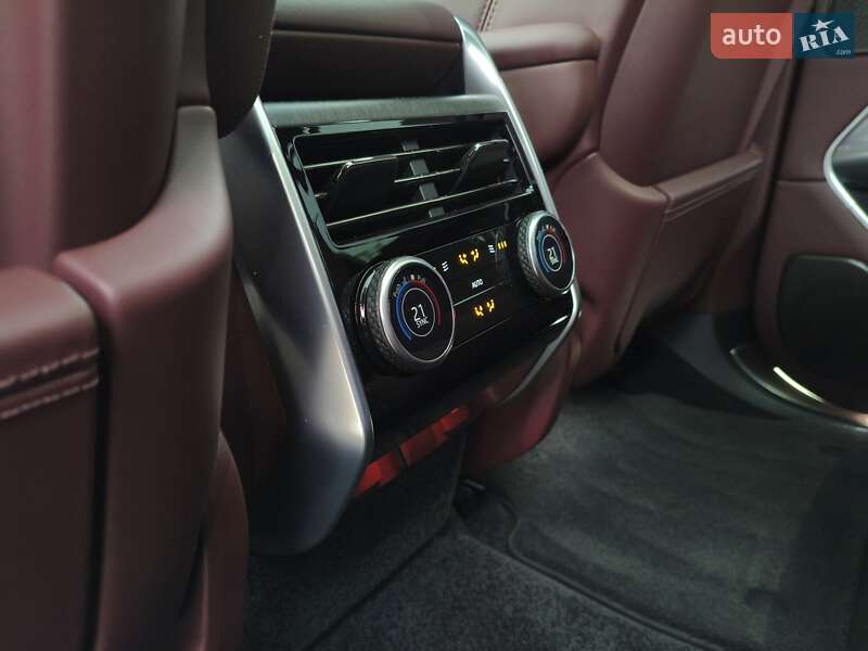 Позашляховик / Кросовер Land Rover Range Rover 2024 в Києві