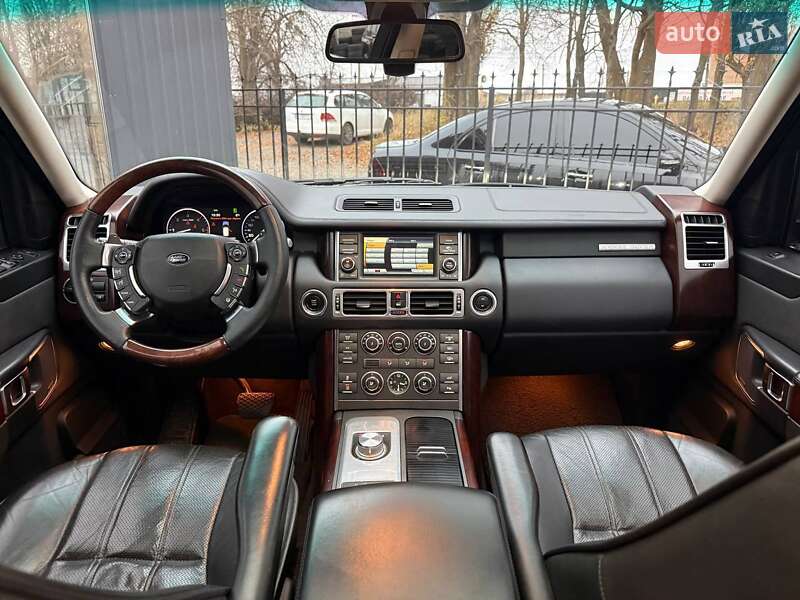 Внедорожник / Кроссовер Land Rover Range Rover 2010 в Хмельницком