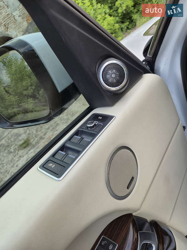 Позашляховик / Кросовер Land Rover Range Rover 2016 в Києві фото 17 Позашляховик / Кросовер Land Rover Range Rover 2016 в Києві