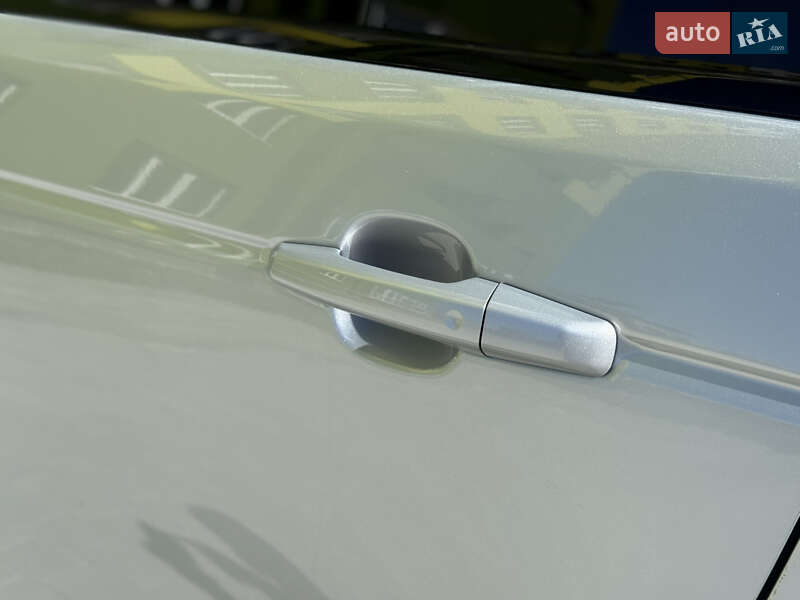 Внедорожник / Кроссовер Land Rover Range Rover 2018 в Тернополе