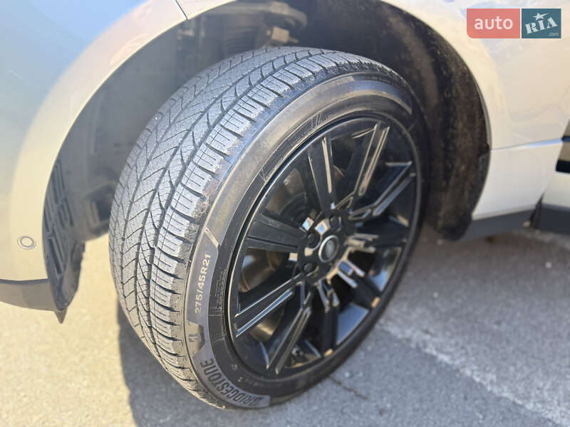 Внедорожник / Кроссовер Land Rover Range Rover 2018 в Тернополе