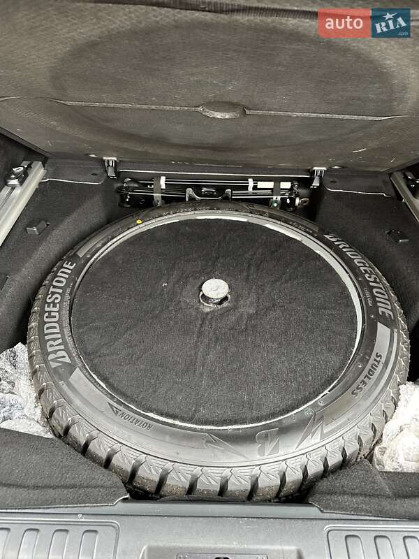 Внедорожник / Кроссовер Land Rover Range Rover 2013 в Киеве фото 25 Внедорожник / Кроссовер Land Rover Range Rover 2013 в Киеве