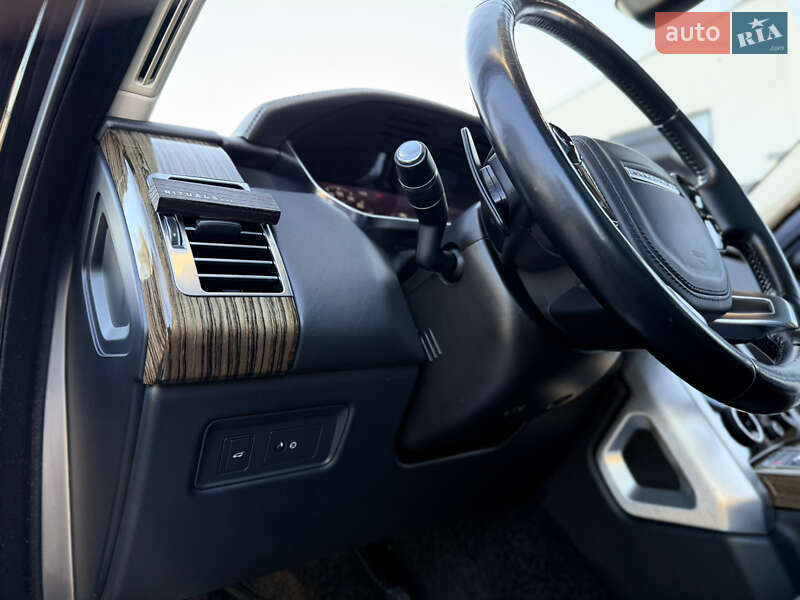Внедорожник / Кроссовер Land Rover Range Rover 2018 в Львове