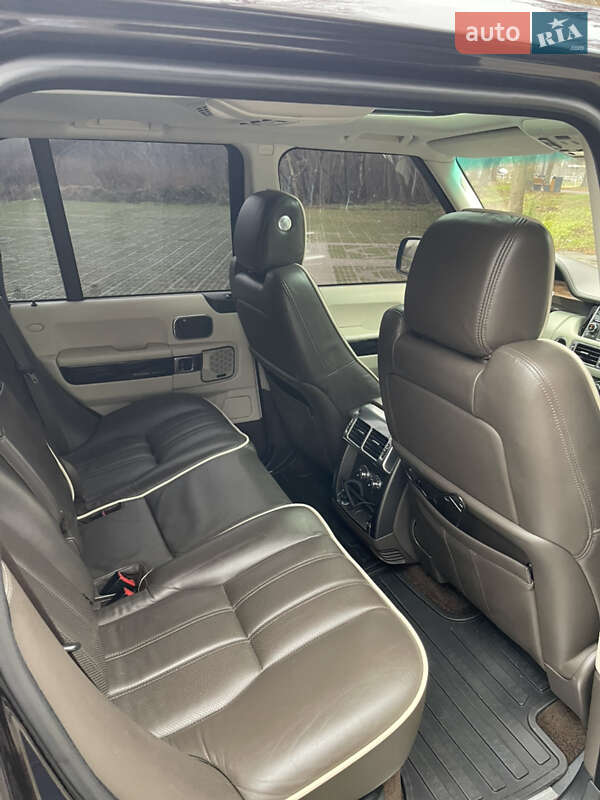 Внедорожник / Кроссовер Land Rover Range Rover 2012 в Петропавловской Борщаговке