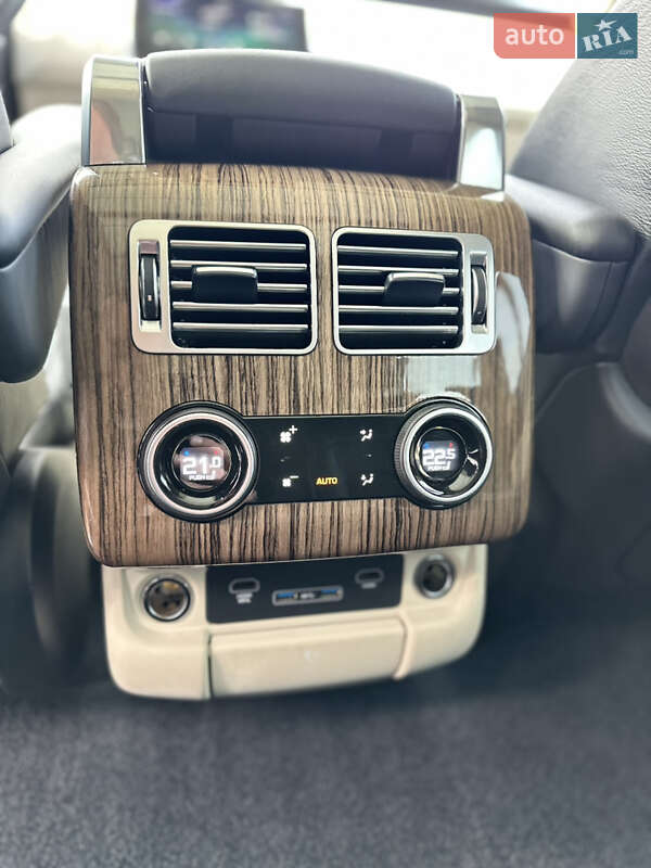 Позашляховик / Кросовер Land Rover Range Rover 2020 в Києві