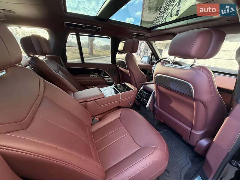 Позашляховик / Кросовер Land Rover Range Rover 2025 в Києві фото 40 Позашляховик / Кросовер Land Rover Range Rover 2025 в Києві