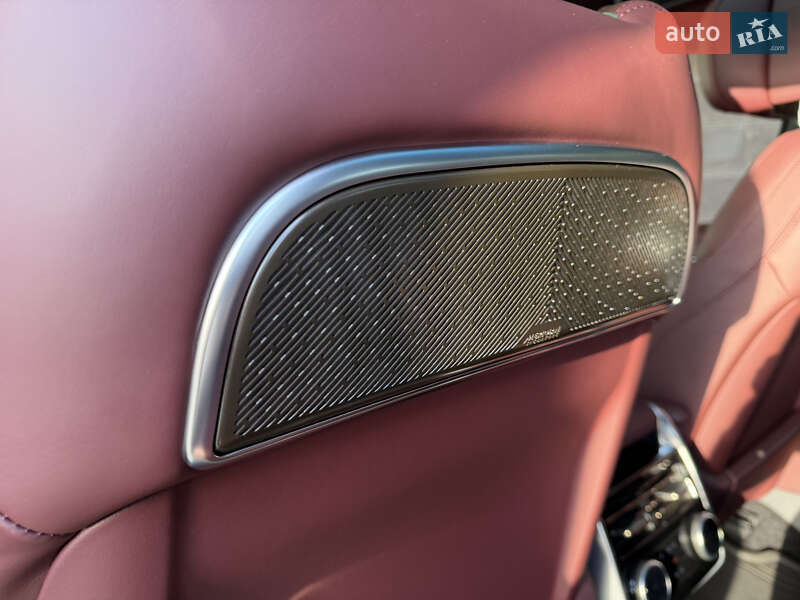 Позашляховик / Кросовер Land Rover Range Rover 2025 в Києві фото 48 Позашляховик / Кросовер Land Rover Range Rover 2025 в Києві