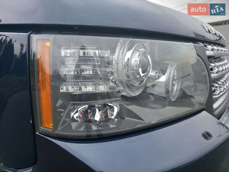 Позашляховик / Кросовер Land Rover Range Rover 2011 в Києві