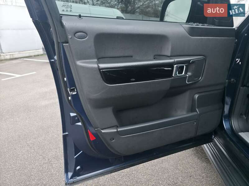 Позашляховик / Кросовер Land Rover Range Rover 2011 в Києві