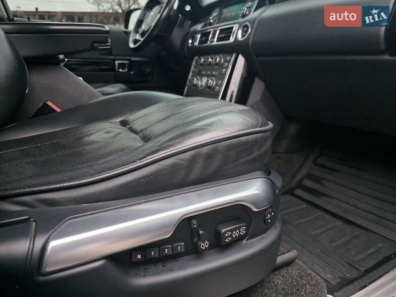 Позашляховик / Кросовер Land Rover Range Rover 2011 в Києві